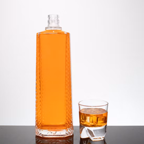 Personnalisé rond carré plat haut cristal de silex 50cl 70cl 75cl 1L 1.75L alcool spiritueux boisson liqueur verre bouteille à boire
