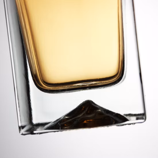 Vente en gros 750ml 700ml 500ml 1L Bouteille de whisky en verre Super Premium