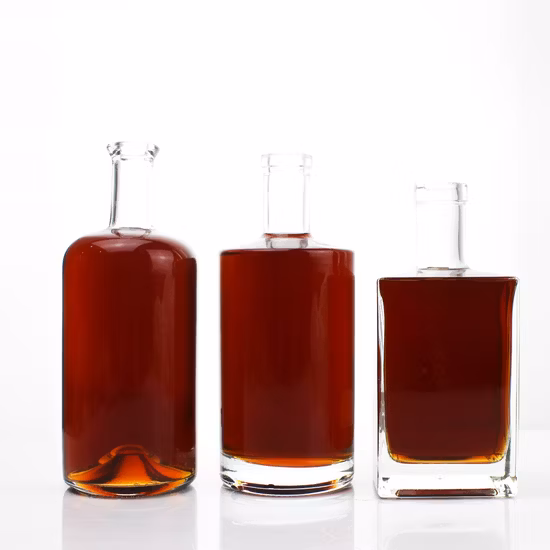 Bouteilles personnalisées pour Whisky Vodka Gin Bouteille en verre vide Liqueur Fantaisie Costume Vodka Gin Bouteille en verre